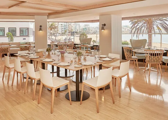 מלון Nh Imperial Playa 4*