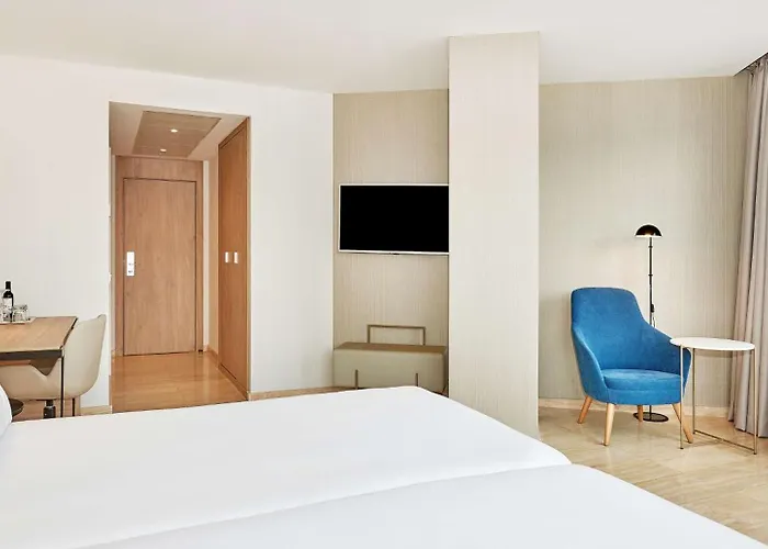 Ξενοδοχείο Nh Imperial Playa 4*