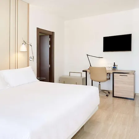 Nh Imperial Playa فندق لاس بالماس دي غران كاناريا