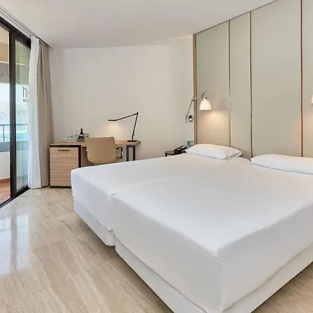 Отель Nh Imperial Playa