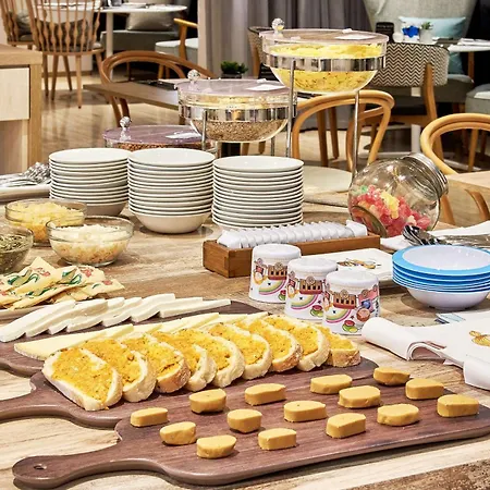 Отель Nh Imperial Playa 4*