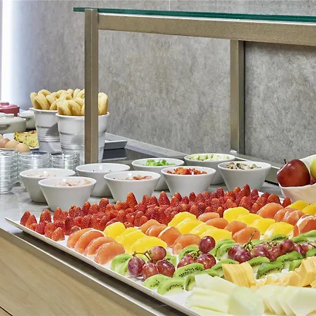 Отель Nh Imperial Playa 4*