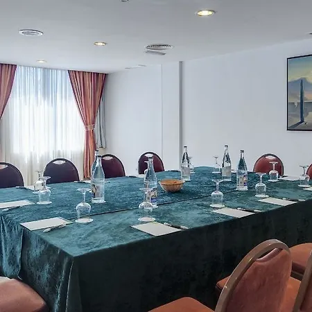 Отель Nh Imperial Playa