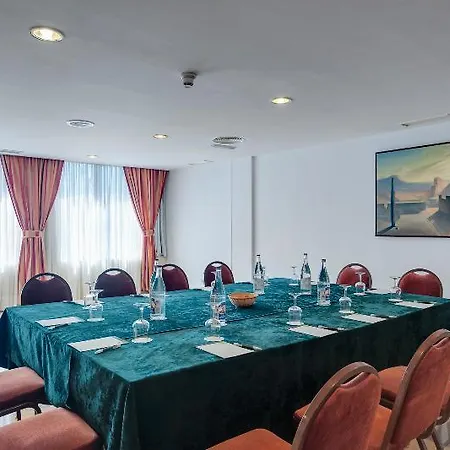 Hotel Nh Imperial Playa 4*