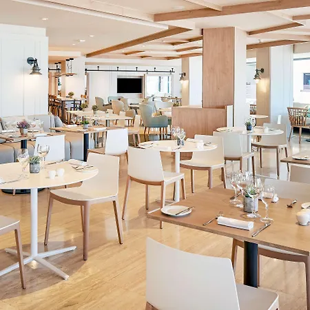 Nh帝王海滩酒店